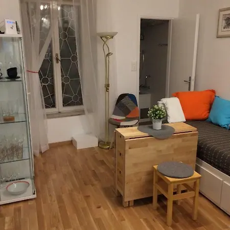 Very Close Studio Apartment Zagreb Exterior photo